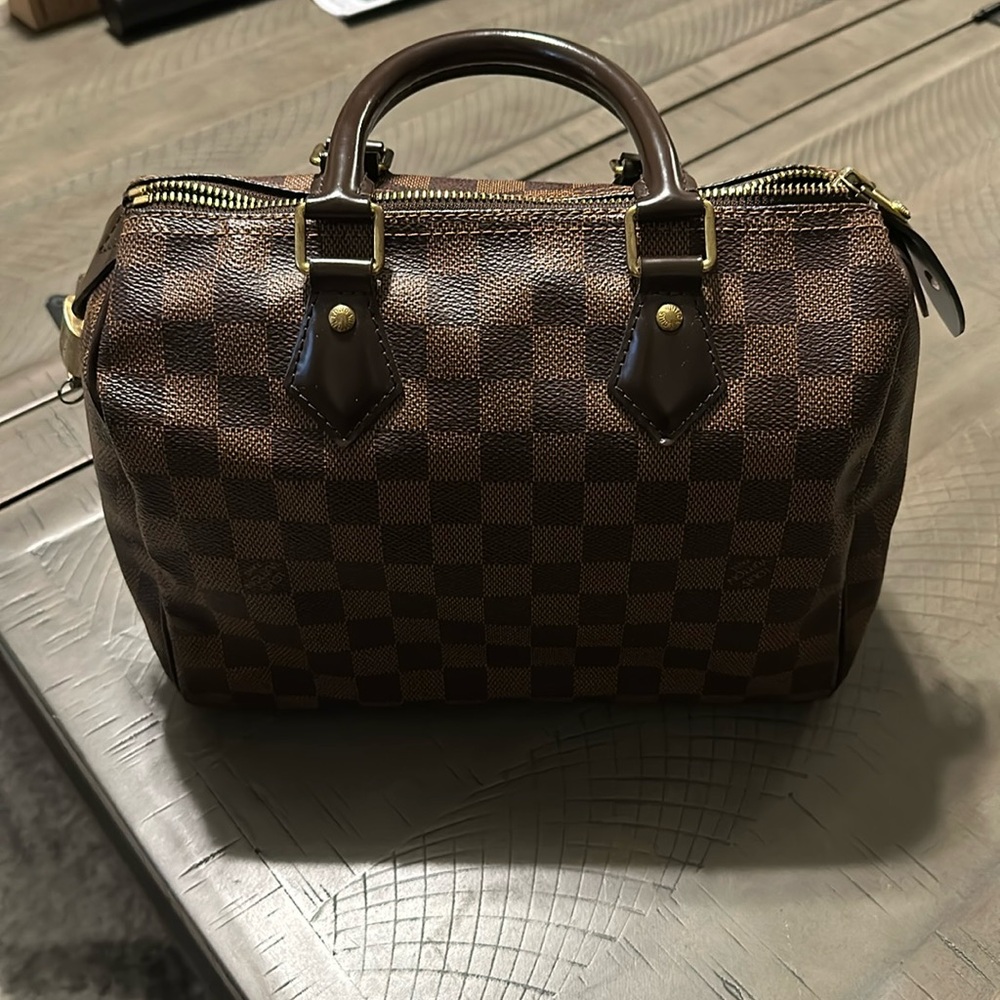 Louis Vuitton speedy 25